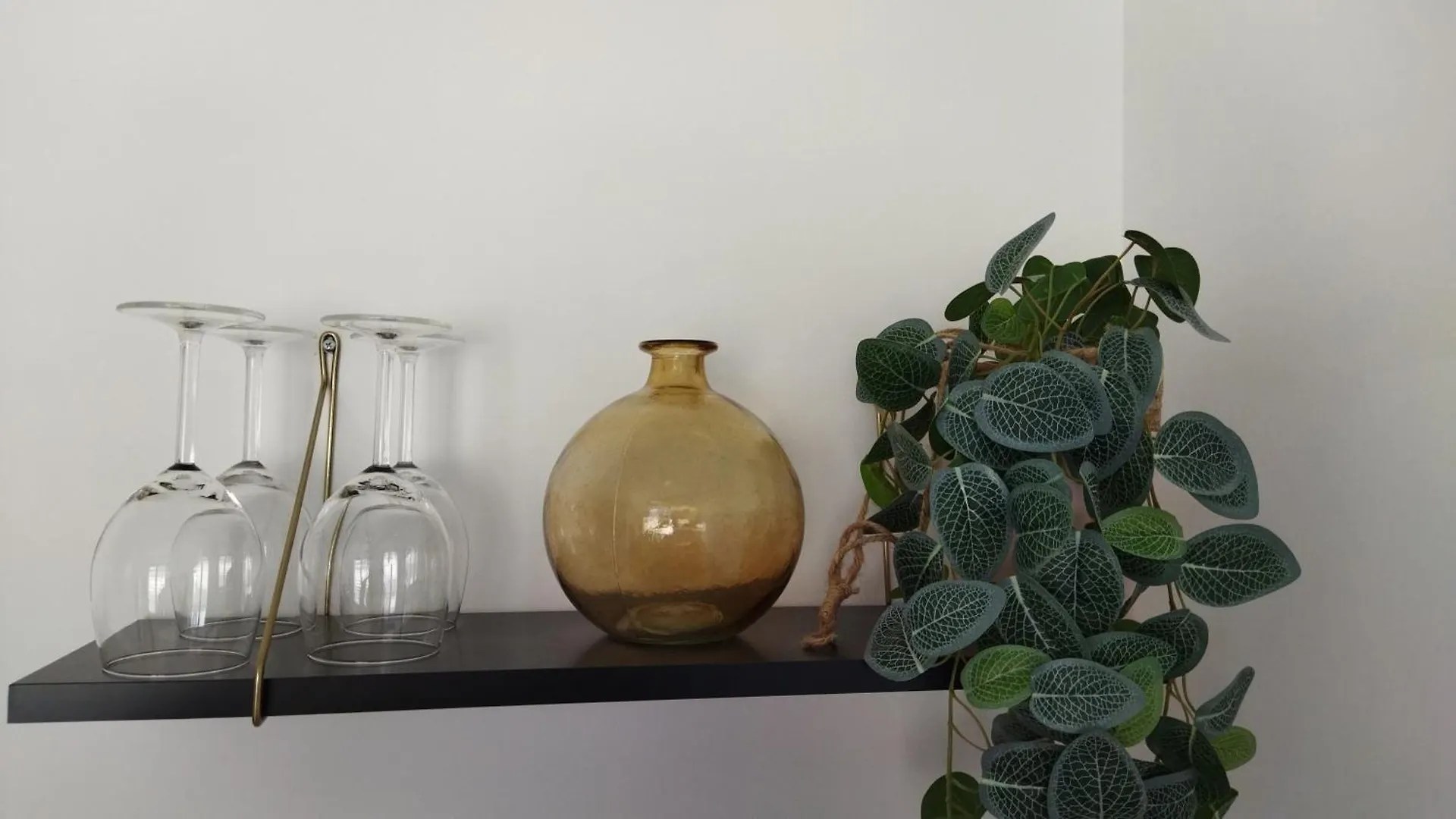 November Charlie, Appartement En Centre Ville De ברוז 0*,  צרפת